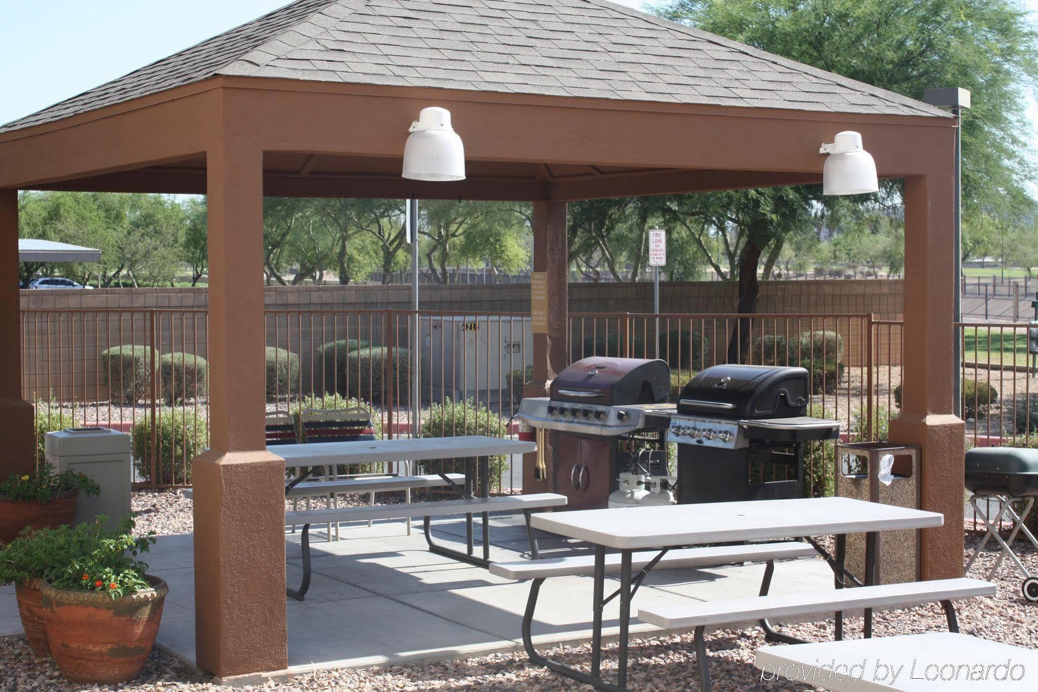 Sonesta Simply Suites Phoenix Glendale Extérieur photo
